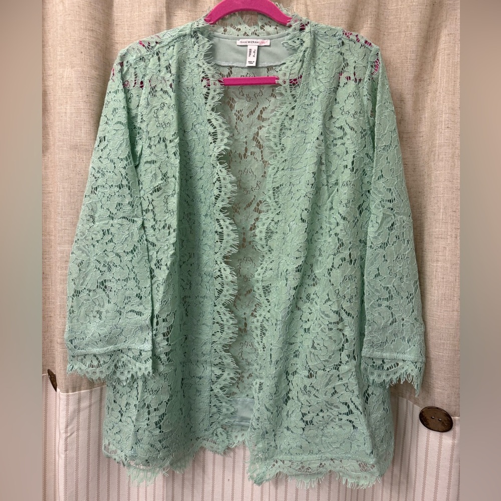 Isaac Mizrahi Light Green Lace Top
